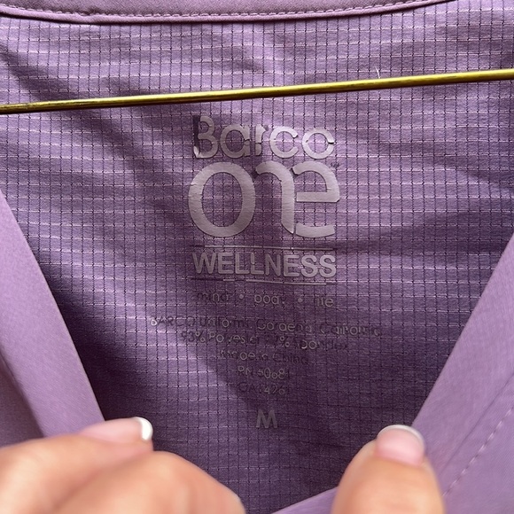 Purple scrub top - Picture 4 of 7